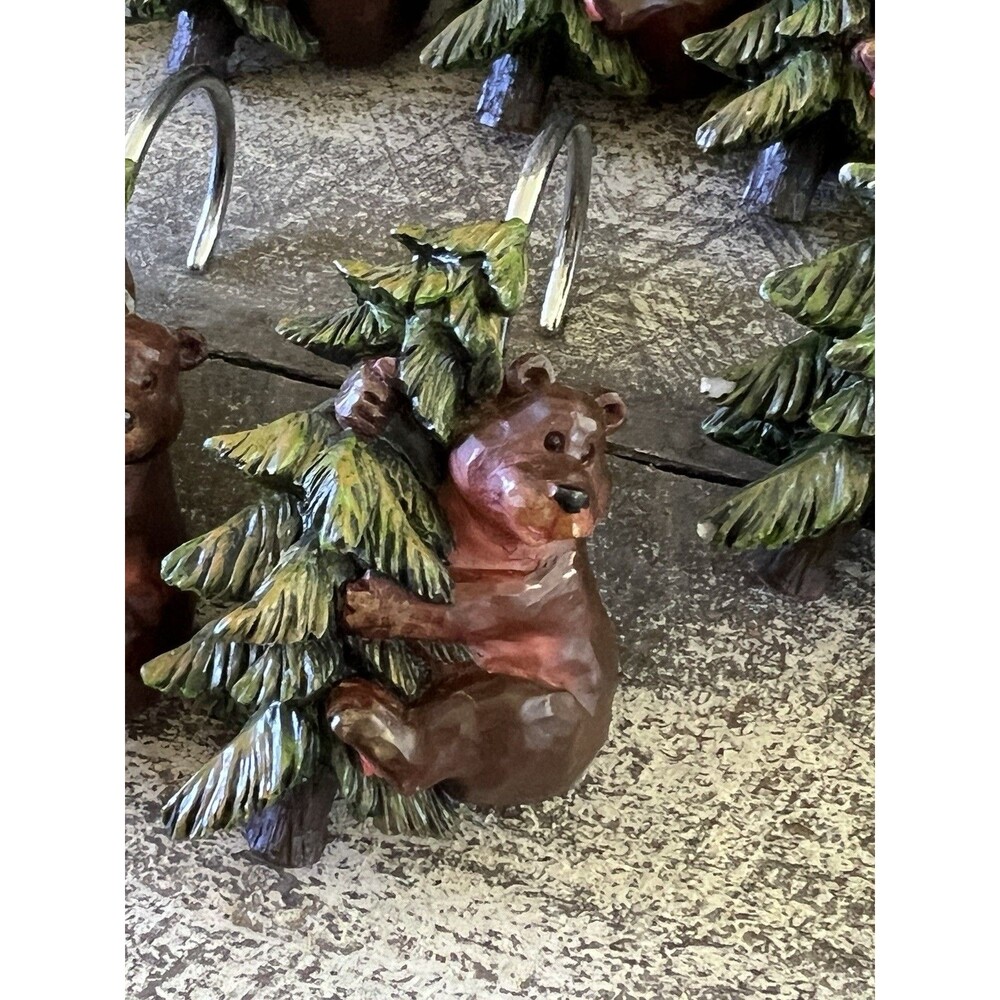 BEAR IN A TREE SHOWER HOOK SET-DISCONTINUED decorative Set Of 12